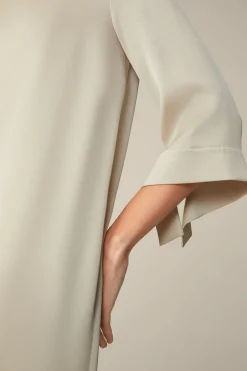 Crepe-Kleid In H-Linie In