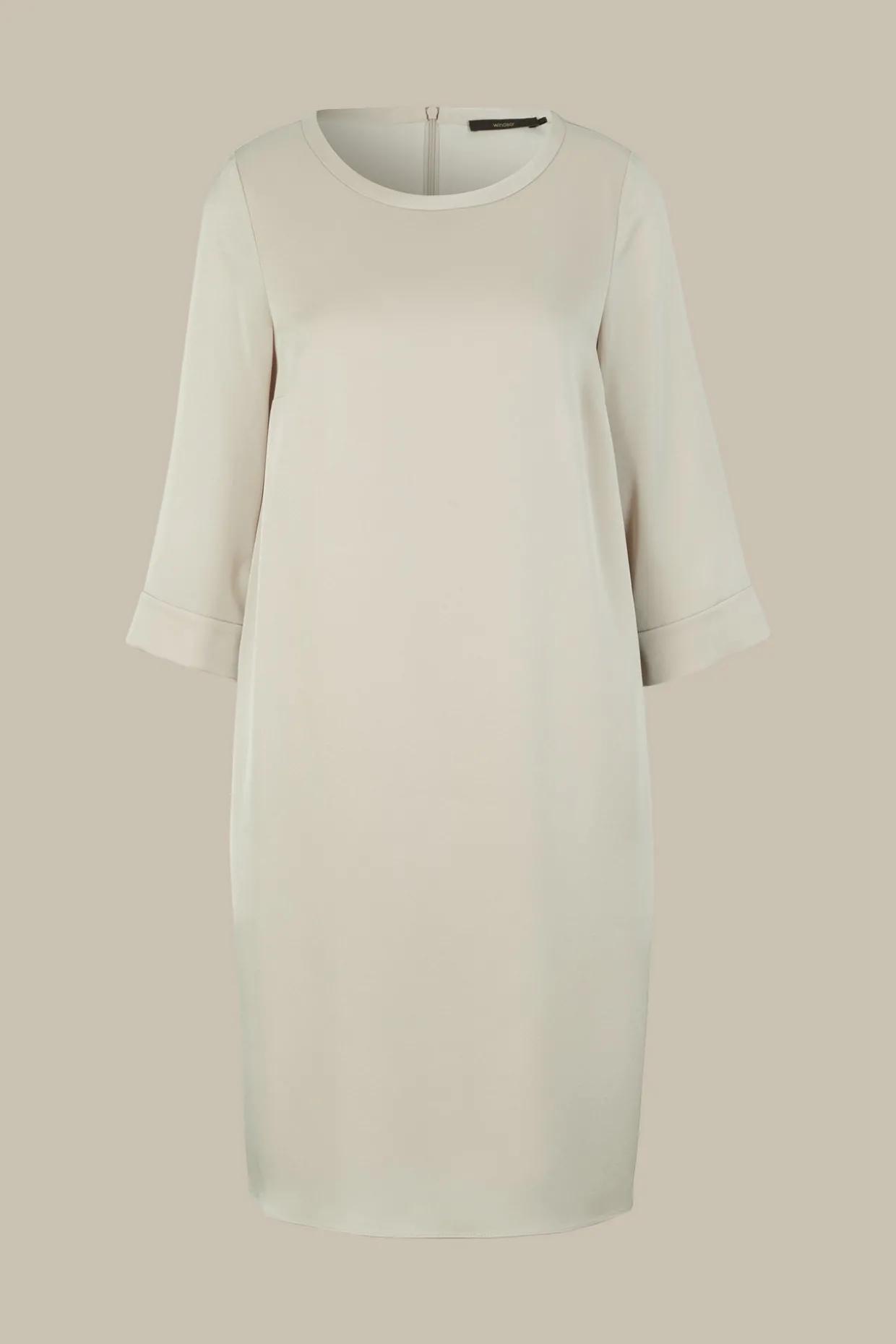 Crepe-Kleid In H-Linie In