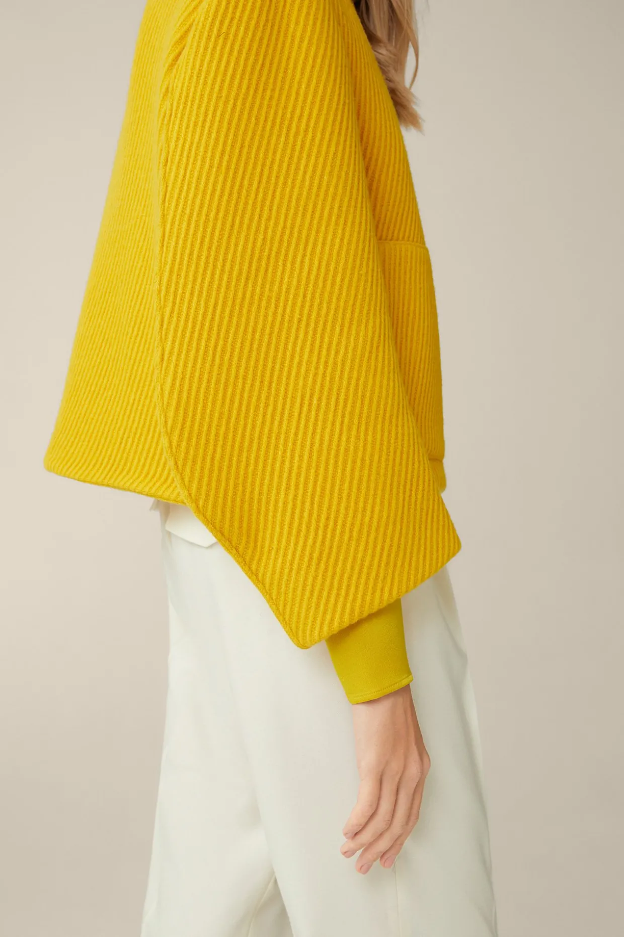 Schurwollmix-Cape-Jacke Mit Struktur In