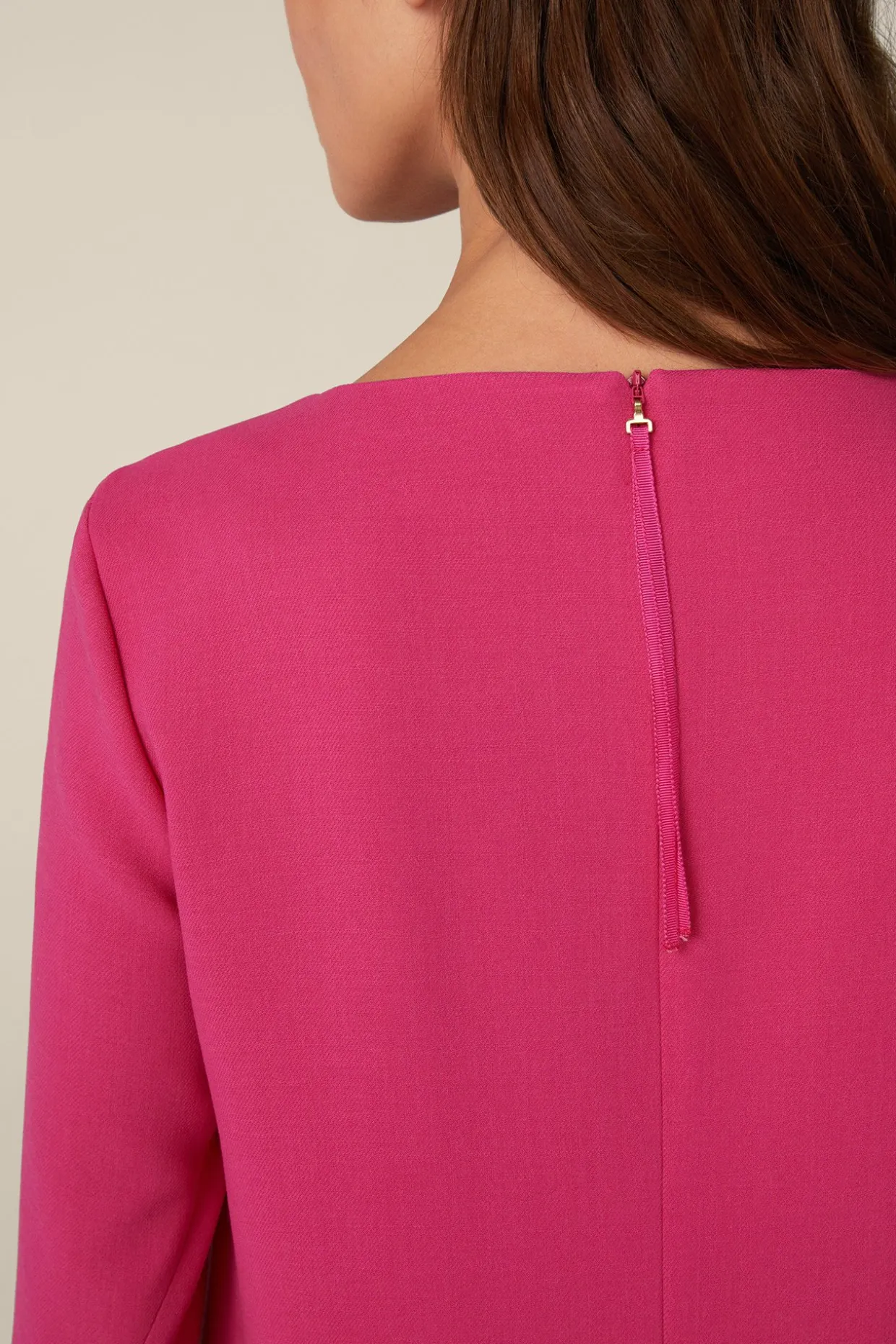 Wollcrepe-Kleid In
